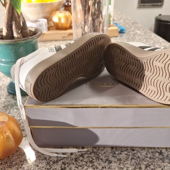 adidas White and Black Women's Sneakers - Picture 4 of 4